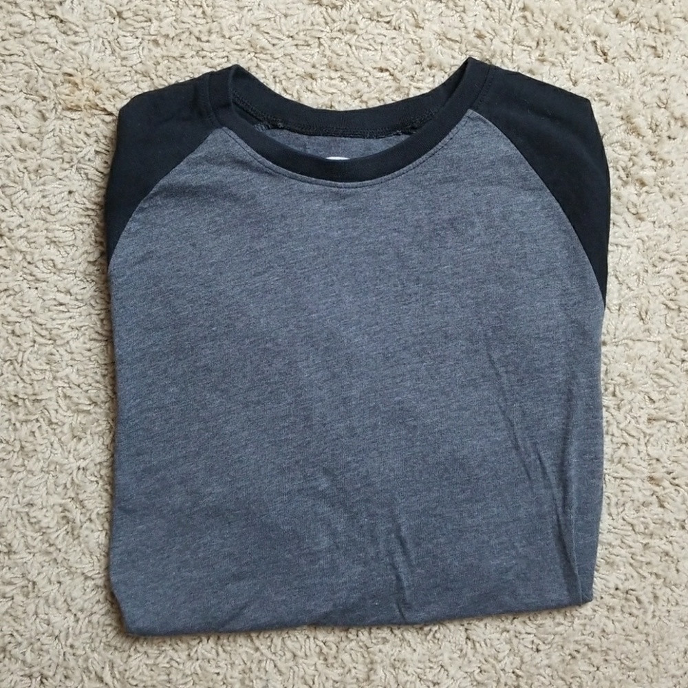 Old Navy long sleeve crew neck baseball tee